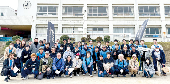 東広島市内のボランティア活動（黒瀬川や鏡山公園の清掃など）